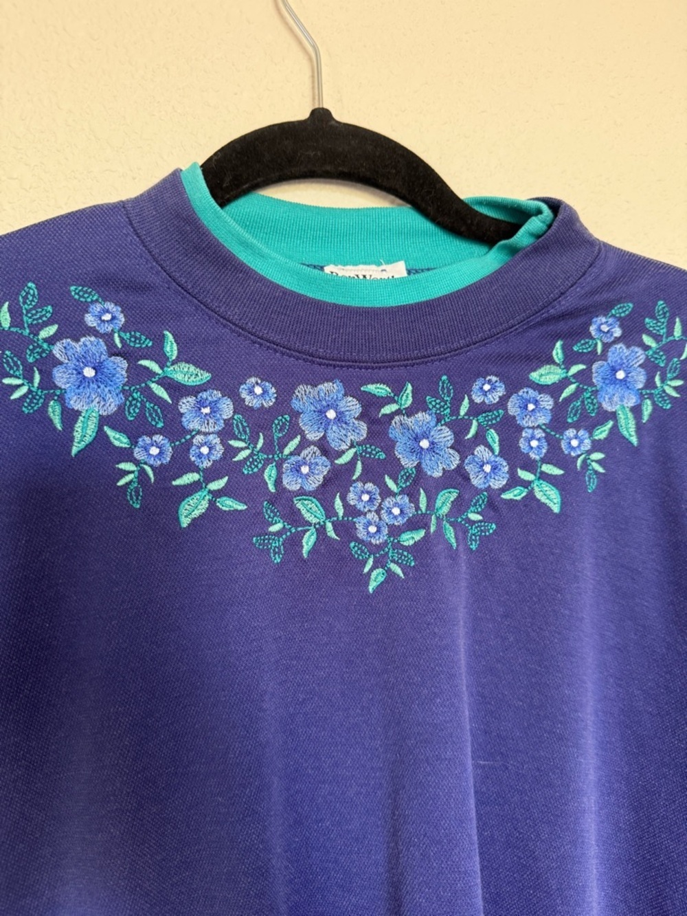 Vintage Coastal Granny Floral Embroidered Sweatshirt Blue Cottagecore Mock Neck - Picture 4 of 7